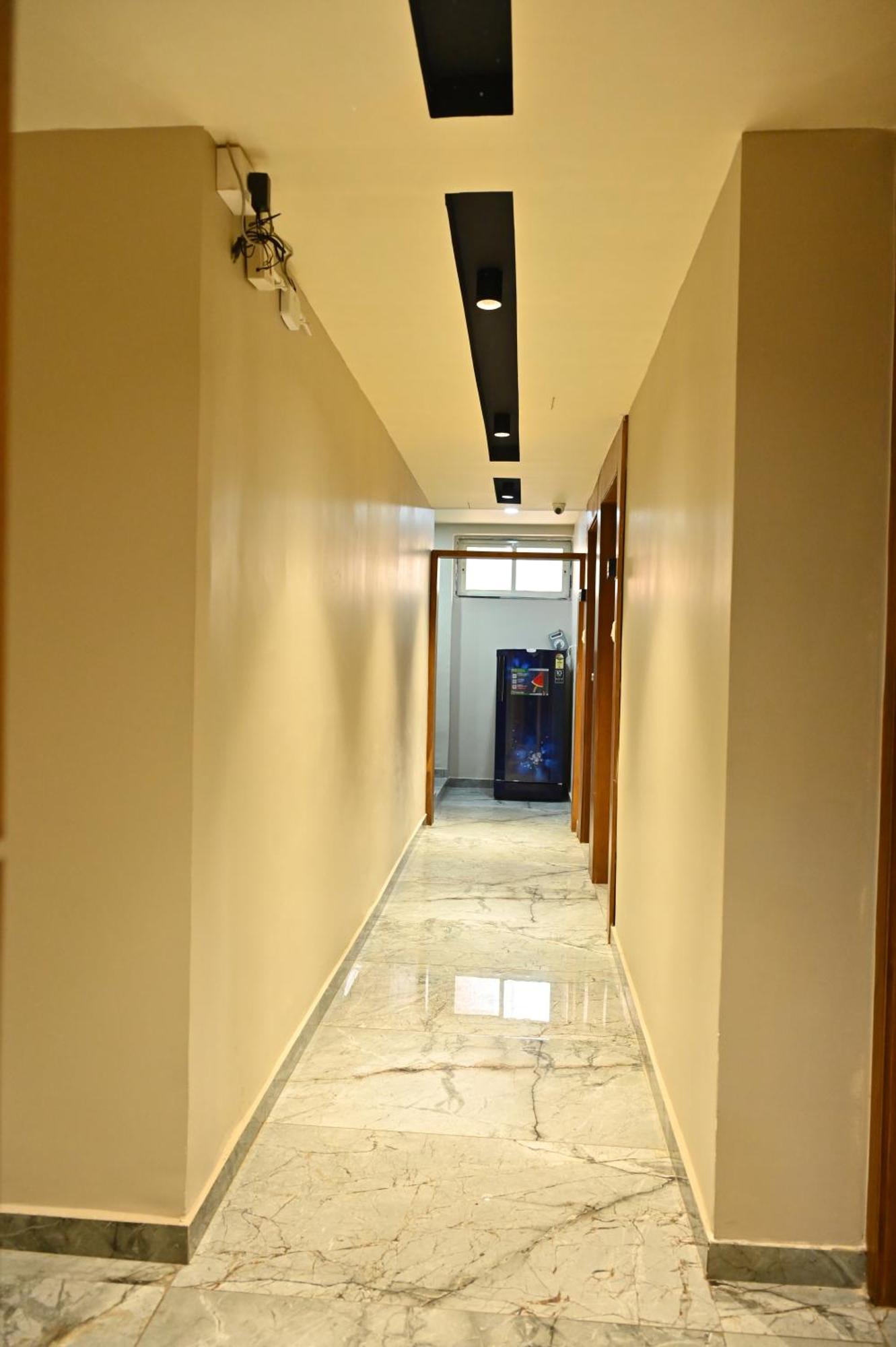 Hotel Sury Villa Amhedabad Dış mekan fotoğraf