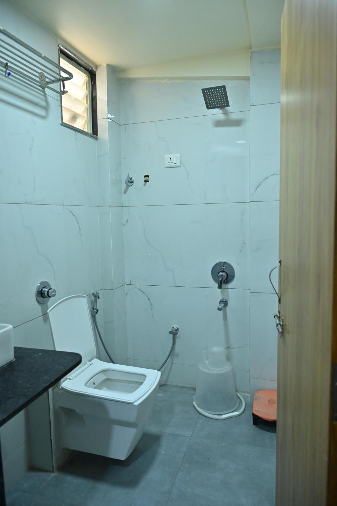 Hotel Sury Villa Amhedabad Dış mekan fotoğraf